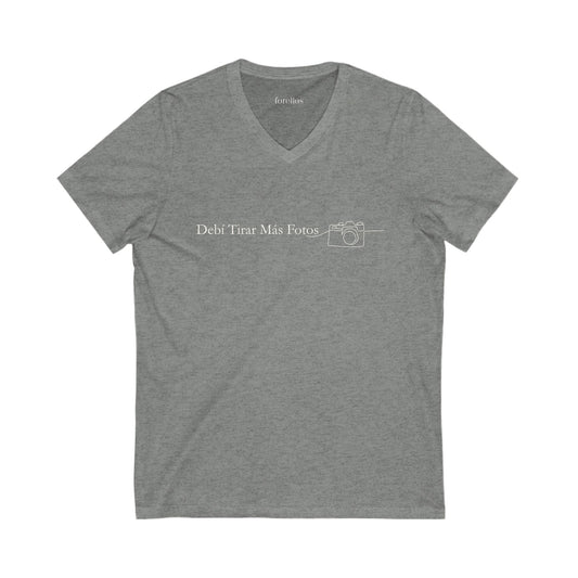 Debí Tirar Más Fotos  (V-Neck, White Lettering)